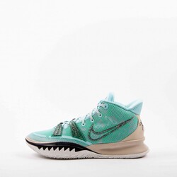 Kyrie 7 “COPA”