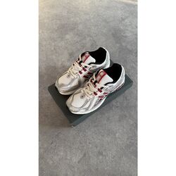 New Balance 1906R “Silver Red”