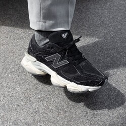 NB 9060 SEA SALT BLACK “SUEDE”
