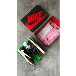 Air Jordan 1 Low “Travis Scott” Dark Mocha “SUEDE”