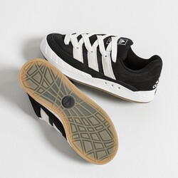 Adidas Adimatic “Core Black”