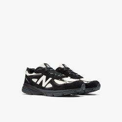 JOE FRESHGOODS X NEW BALANCE 990V4 COLLECTION