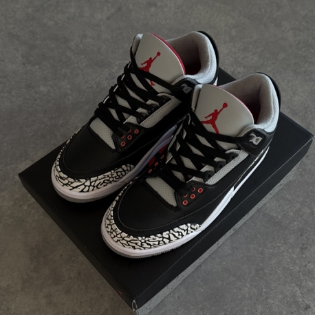 Nike Air Jordan 3 Retro