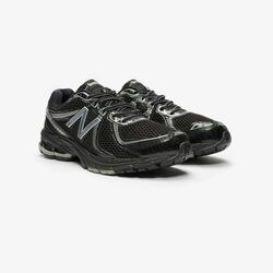 New Balance 860 v2 Black Silver Metallic