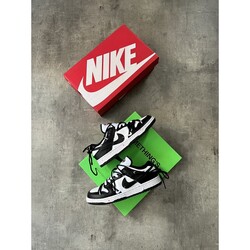 Nike Dunk Low “Black White”