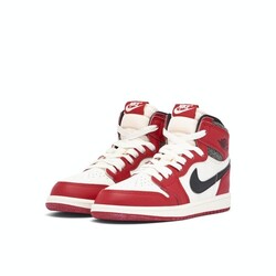 Air Jordan 1 Retro High OG ‘Chicago Lost & Found’