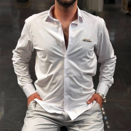 Premium Serisi Nakış Logolu Slim-Fit Beyaz Gömlek
