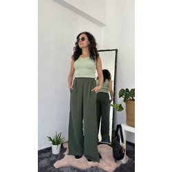 Yeşil Yırtmaçlı Pantolon