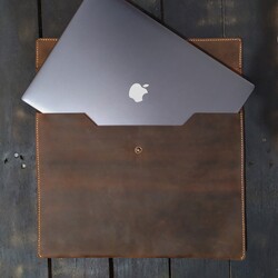 Kapaklı Laptop Kılıfı