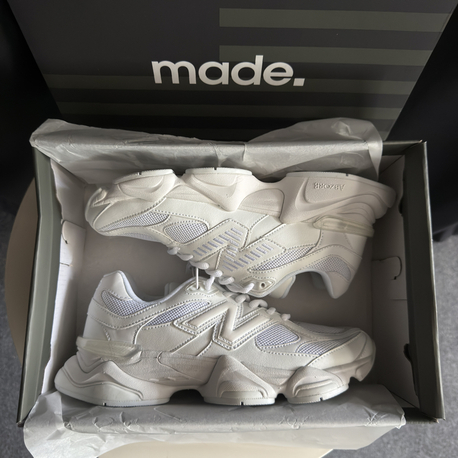 New Balance 9060 Triple White 