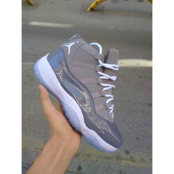 Nike air Jordan XI