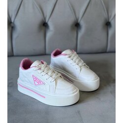 Prada ayakkabı 