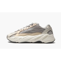 Yeezy Boost 700 Cream