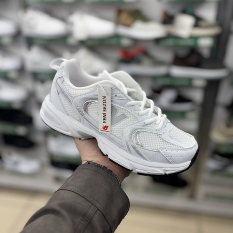 New Balance 530 YFN-004
