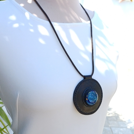 Galaksi kolye