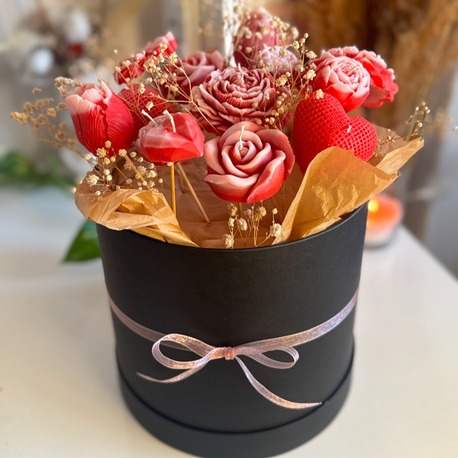 red candle bouquet 