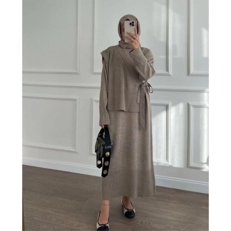 Bej Asimetrik Yelekli İkili Elbise 135 cm