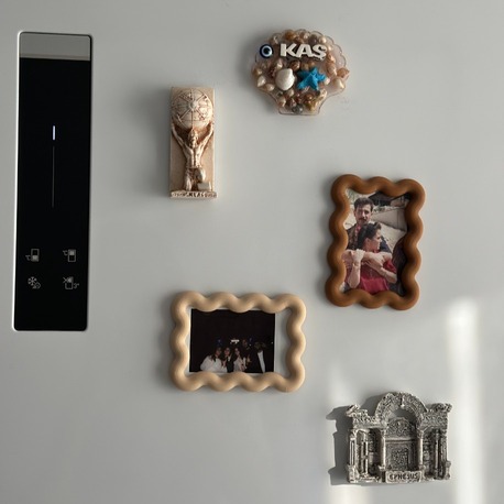Dalgalı Tasarım Dekoratif Magnet Fotoğraf Çerçevesi