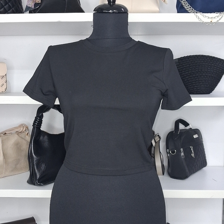 QUZU SIYAH CROP TOP