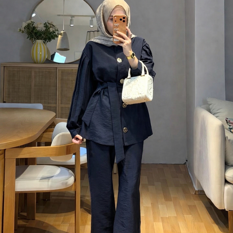 Layla Lacivert Takım