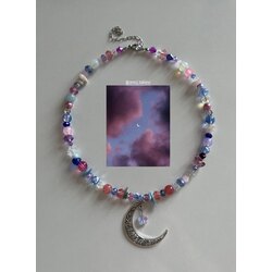 Moon Choker