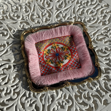 Pembe Püsküllü Limonlu Peçete