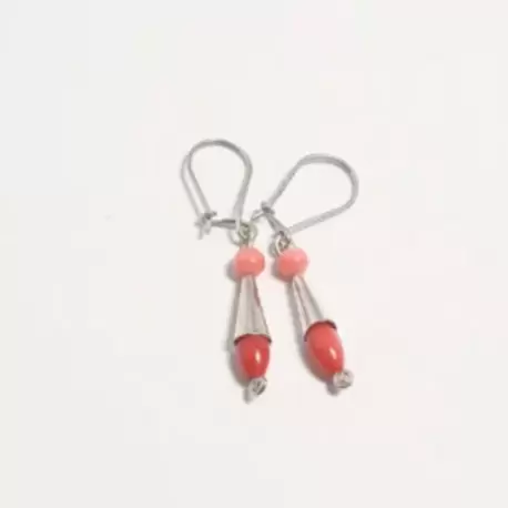 Mercan Taşlı Huni Küpe K0048
