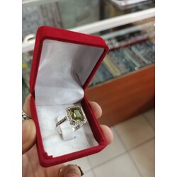 sultanit taşlı gümüş yüzük 