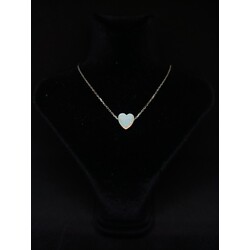 Opal taşlı gümüş kolye 
