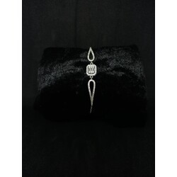 Baget taşlı gümüş bileklik 