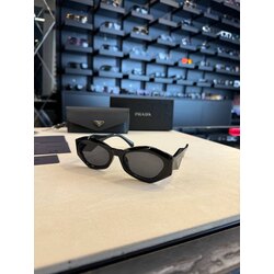 prada gözlük