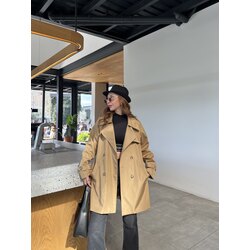 Stradi Model Camel Astarlı Trençkot