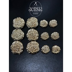 Buruşuk Üzeri İplik Ağ Desen Kabartılı Metal Düğme Seti - 12li Paket (6 Büyük+ 6 Küçük)