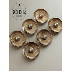 Gold Altın Ortası İncili İstiridye Model Metal 2,29 CM Düğme - 6lı Paket