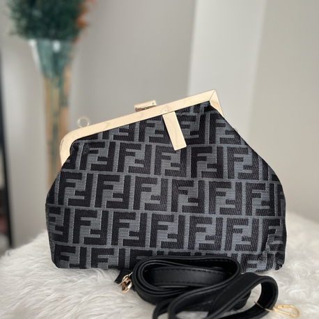 Fendi siyah detay çanta 3479/2