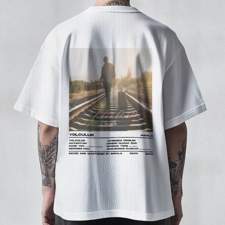 İmpala Collection | Yolculuk - Unisex/Oversize Tişört (Siyah/Beyaz)