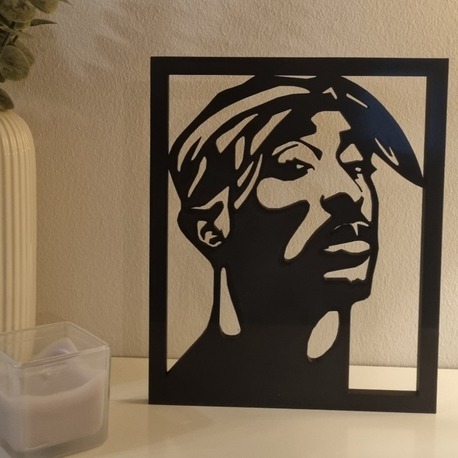 Tupac kabartma tablo