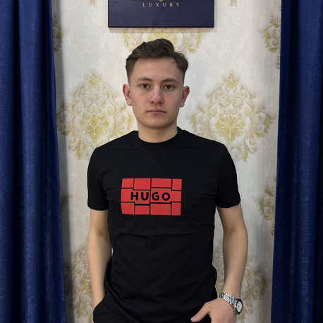 Hugoo T-Shırt