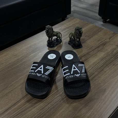 EA7 Terlik