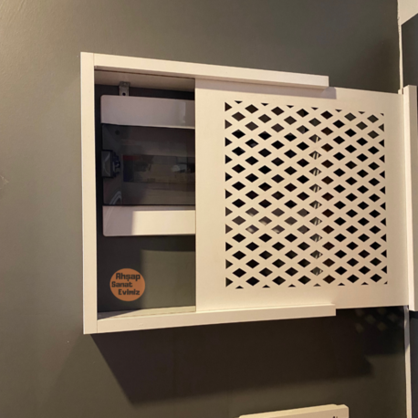SÜRGÜLÜ ELEKTRİK PANO DUVAR DÜZENLEYİCİ BAKLAVA MODEL BEYAZ
