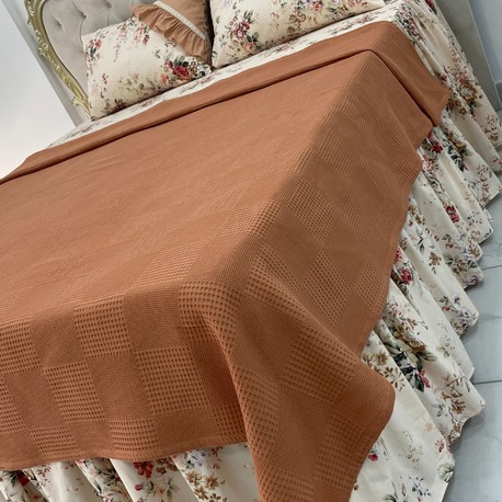 çift kişilik 160x200 cm yatak için fırfırlı etekli lastikli çarşaf takımı ve pike