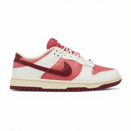 Nike Dunk Low Valentine's Day