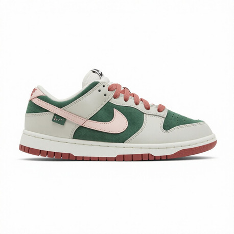 Nike Dunk Low SE 'All Petals United