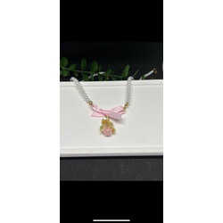 Pembe Kurdeleli İnci Kolyemiz