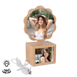 Fotoğraf Çerçevesi - Dönen Ahşap Işıklı Papatya Görünümlü Çerçeve