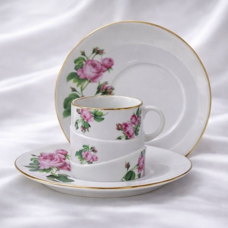 Pembe Gül Çinte Çay Fincanı