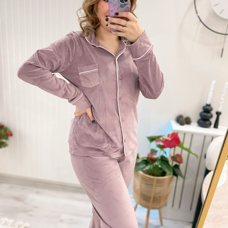 Pudra rengi kadife pijama takımı