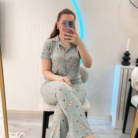 Yeşil pijama takımı 
