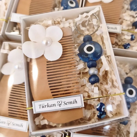 kutu set (tarak +anahtarlık) 20 adet 