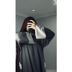 • Leila Gri Abaya